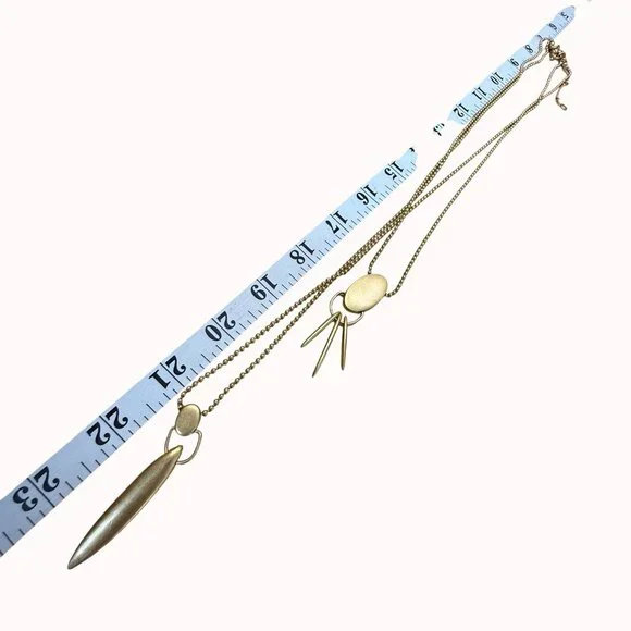 Madewell Layered Gold-Tone Pendant Necklace With Oval & Dagger Charms On Beaded - Picture 4 of 6